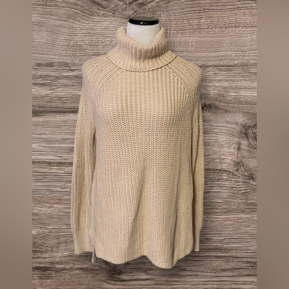 NWT STELLA: SHAKER STITCH TURTLENECK SWEATER